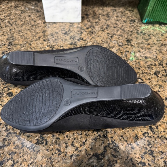 Bandolino Wedge Heels - Picture 7 of 7